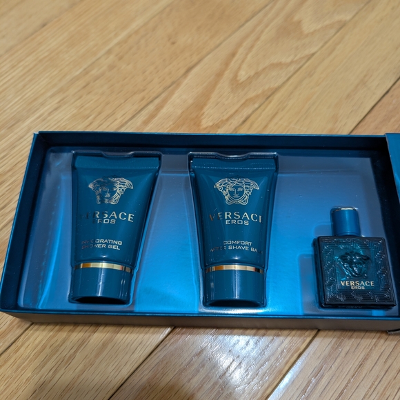 Versace Eros Blue Box - Picture 2 of 5